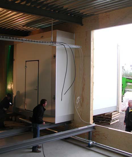 Figure 5 Mounting of the test rooms. Figure 6 Air-distribution hose in the calorimetric rooms. 2.
