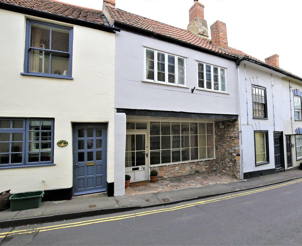 18 High Street, Axbridge, Somerset BS26 2AF 335,000 Over the years this has been many