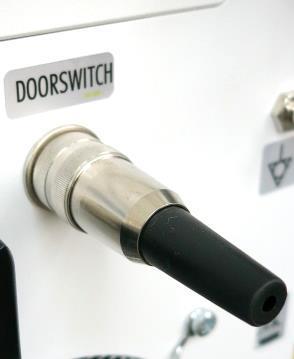 Class 4 Doorswitch remote control Key physical access Sound when laser system turns on Sound when footswitch is pressed and laser