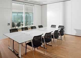 Depending on requirements, it can be transformed from a space for a small meeting into a large hall for presentations or special events.