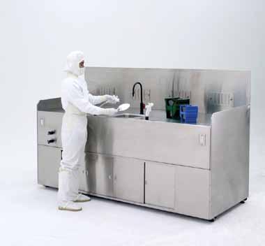 detection/suppression systems, and other system options Isolated control can be mounted above, behind or to the side of the work deck Select Vertical Laminar Flow or Exhaust Fume Workstation to