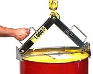Handle: 55-gallon (210 liter) steel drum into overpack or 85-gallon (322 liter) steel overpack.