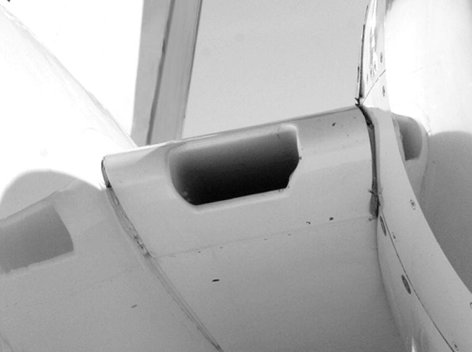 Bleed-Air Distribution Separate ducts route warm bleed air into the cockpit (from the left engine) and into the cabin (from the right engine).