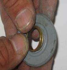 it wear ring If replacing a shaft seal do not