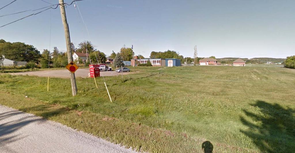 Figure 2 - Subject Site - looking north of No. 3 Sideroad (N-E corner of Milton Meadows Heights Crescent and No.