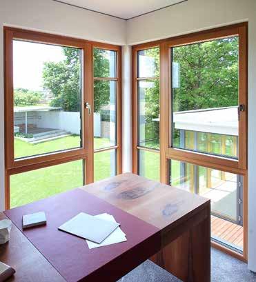 ALUMINUM-WOOD WINDOWS STYLES ALUMINUM-WOOD WINDOWS Already in the case of the standard Window design combined with version, the aluminum-wood state-of-the-art fitting technology: window has the