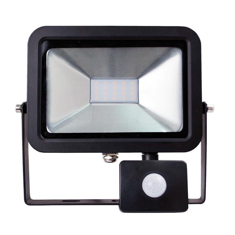 Installation Small size as an ipad PIR Series PIR mo on sensor led floodlight, with the se ng of steady ligh ng mode Dusk-to-Dawn: It comes with photocell, will Ground Mount PIR