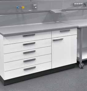 4Storage cupboards More usable storage space With a depth of 550 mm for the underbench units and 500 mm drawer depth, the storage space is used to full capacity.