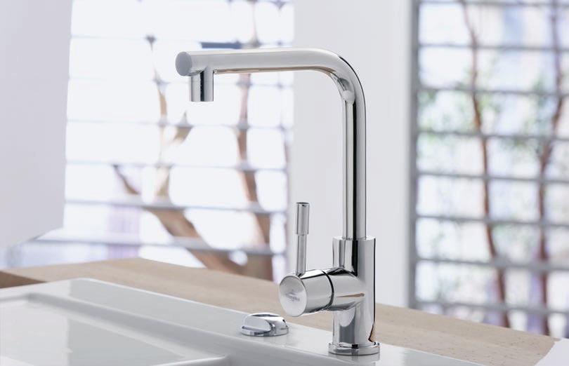 steel skilfully underscores the purist The impressive Steel Expert tap fitting and functional form of the tap fitting.