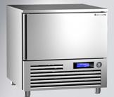 BLAST CHILLER/FREEZERS +3-8 C AISI 304 stainless steel structure, CFC-free high-density polyurethane insulation, thickness 55 mm (models..5..) or 75 mm (models..0/5..). AISI 304 stainless steel work top, h= 80 mm model.