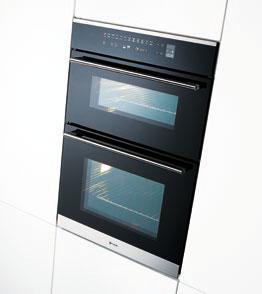 14 FUNCTIONS AND MORE As well as a range of versatile cooking functions our 14 function ovens offer some great time and labour-saving features too.