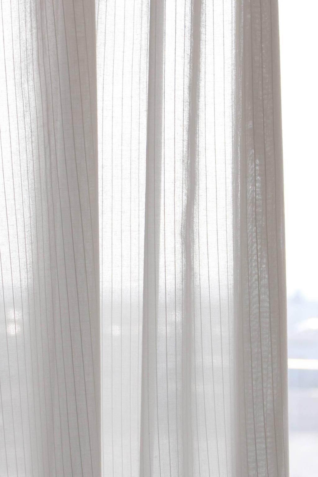 Use: Semi-transparent curtain fabric