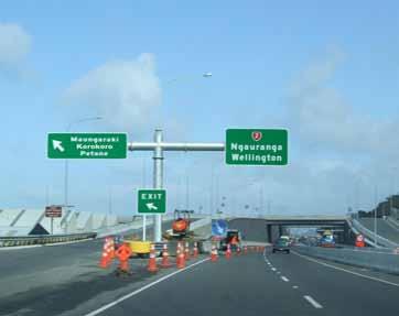 6 Sign Gantries and Signage Posts Preference is for light standards with either a sharp angle between pole and arm, or fix fittings directly to the pole; Construct gantries so that beams