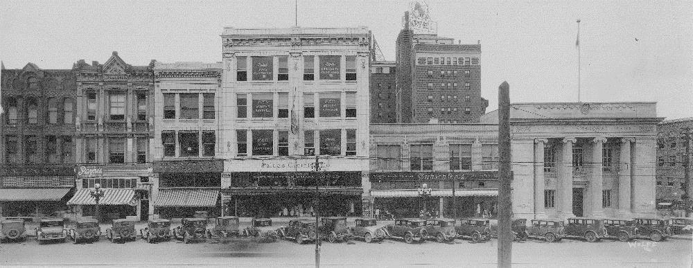 700 Block of S Kansas Avenue, west side, c. 1935.
