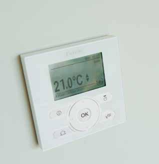 Depending on the end-user s preference, a simplified basic display is available that shows just the actual room temperature and only allows the room temperature set-point to be changed.