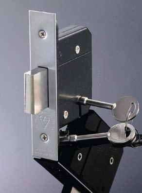 UK Standard lock range 5 lever dead lock BSDL BS EN3621:2007 60 SCP PB 1. Key withdraws dead bolt. 2. 1500 Differs 3.