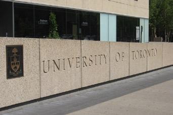 bloor corridor visioning study: AVENUE ROAD TO BATHURST STREET University of Toronto gateway at St. George Street 4.1.