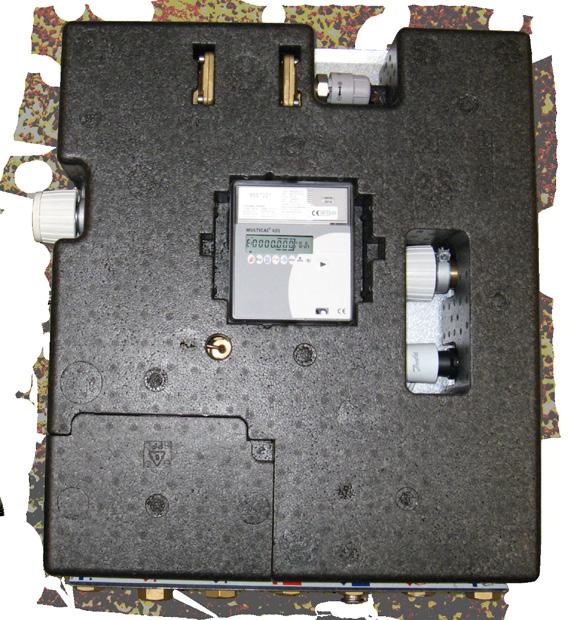 After heating of the system, check all the connections and retighten if necessary. Please note that the connections features EPDM rubber gaskets!