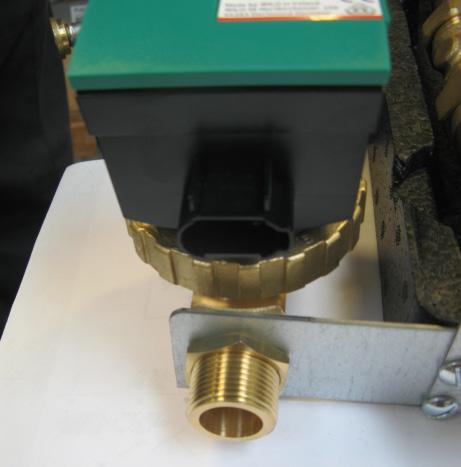 Safety valve As optional equipment the substation can be equipped with a safety valve set. Please note that this is not part of the delivery and must be ordered separately and mounted on site.