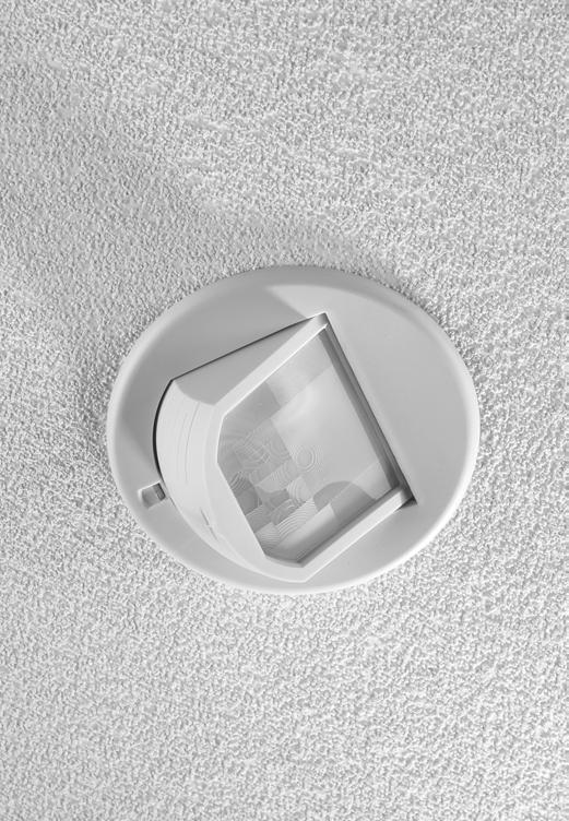 Adjustable head Curtain lens for longer detection range Lux and time control IP40 rated Ideal for