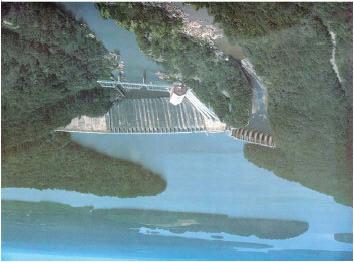 3.3 Existing Project Facilities and Operations Yadkin Hydroelectric Project The Project facilities located at the two Project developments bordering the UNF and current Project operations are briefly