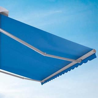Cassette awning KM 3/KMK 3 The KM 3 and KMK 3 cassette awnings are used on the balconies and seating areas of single-family homes or apartment blocks.