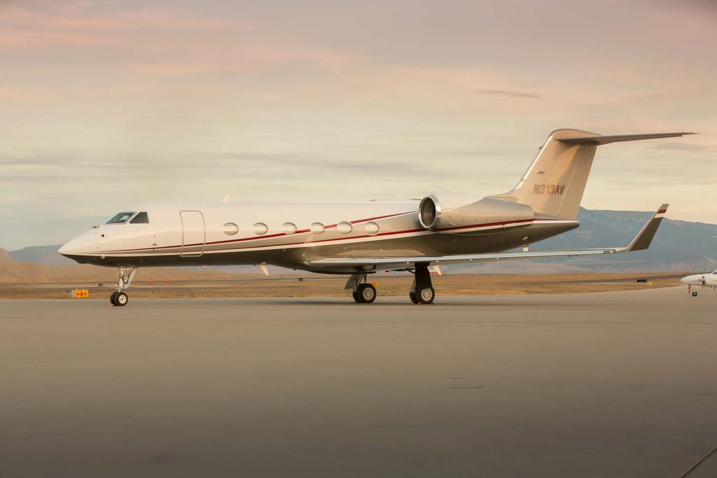 2008 Gulfstream G-450 N313AV S/N 4121 Specifications &