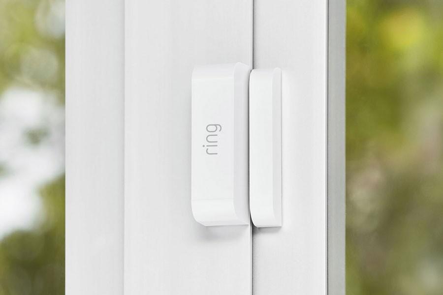 Smart Security in One Simple App Control your entire home security system from anywhere with the easy-to-use Ring App.