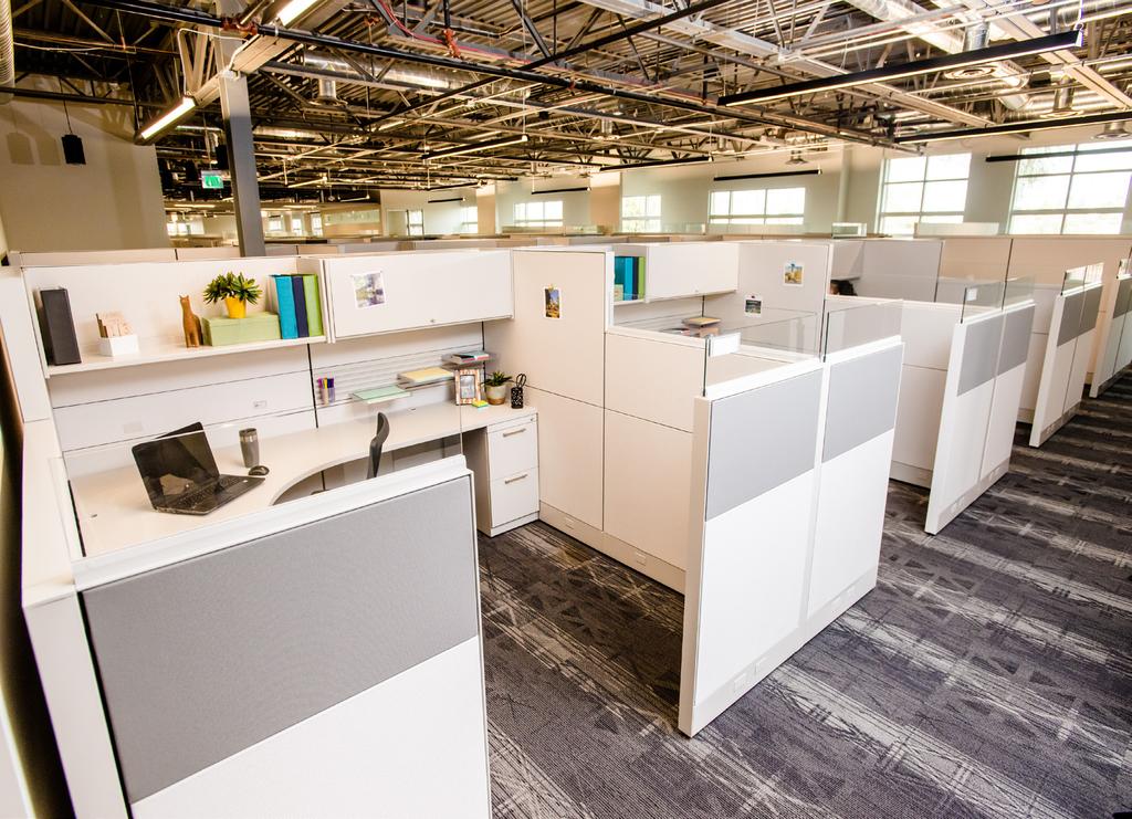 Workers were accustomed to traditional walled offices. Privacy had to be considered. For the solution, designers turned to Trendway s Capture System and Intrinsic Freestanding.