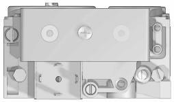 flanges 11)Connection for pressure regulator/combustion chamber compensation FIGURE 7b : HONEYWELL gas valve Legend: A) Inlet B) End outlet C) M5 connection for switcheable outlet (where applicable)
