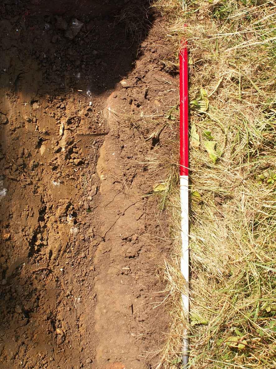 TRENCH 2 SAMPLE SECTION 2A TRENCH 2 SAMPLE SECTION 2B NGR: PROJECT: 594530 257034 REPORT NUMBER: 1015 LAND