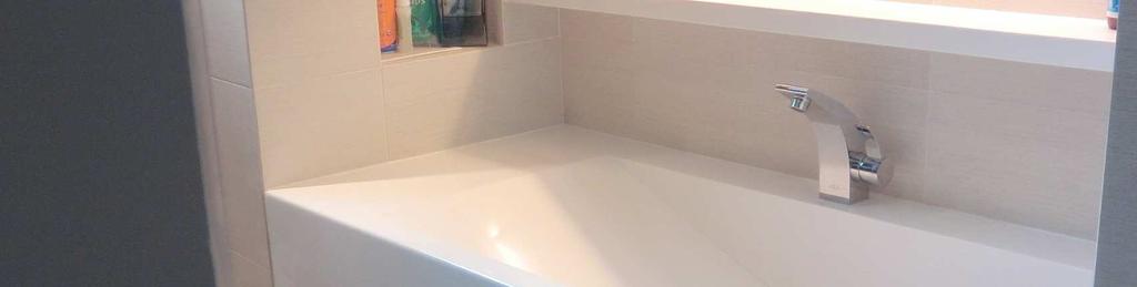 1450 x 500 x 250 mm Bathroom concept: Elegant chic travertine tiles on