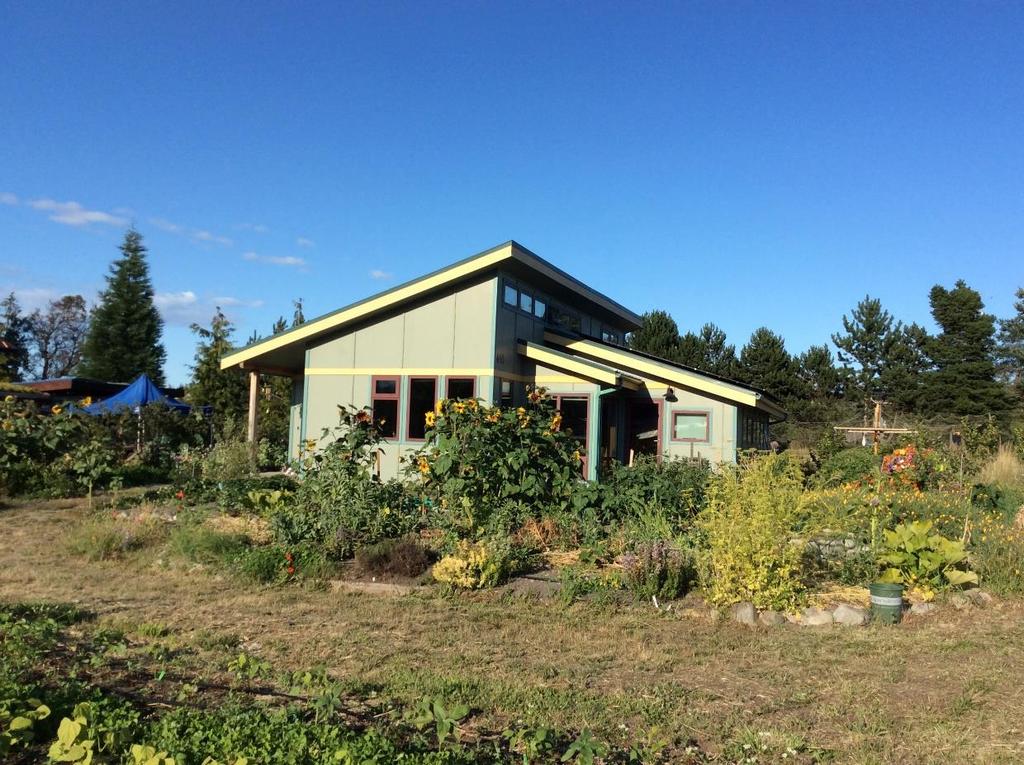119% Energy for house produced on site Location: 450 35 th St., Port Townsend (PT EcoVillage) Contact: Viki Sonntag (vikis@ecopraxis.