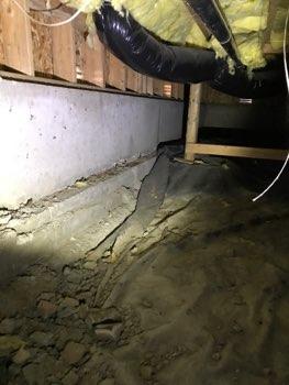 3. Drainage Crawlspace area was dry, there were no visible indications of standing