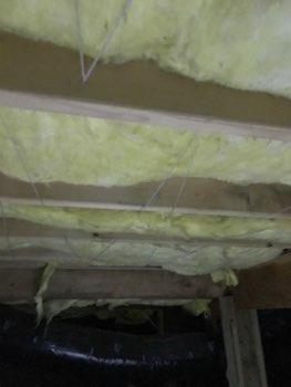 7. Ducts Ducts appeared securely attached and insulated overall. 8.