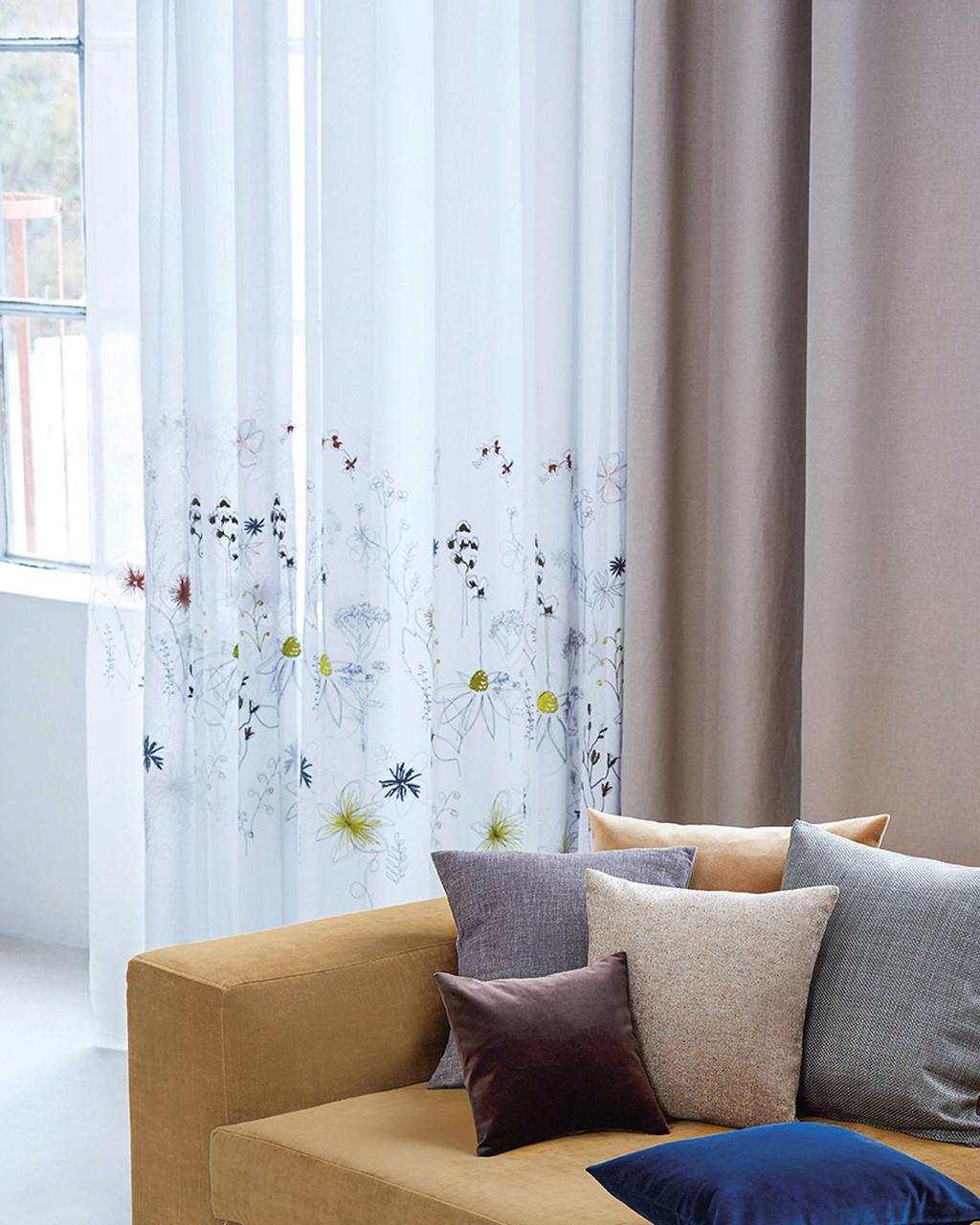 Use: Transparent curtain fabric Number of colours: 4 Special colours available