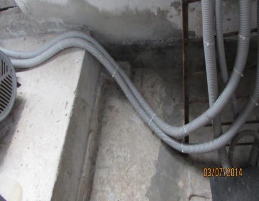 Wirings drawn in flexible PVC conduit must be installed on supports to prevent conductors touching hot areas/components. Boiler room.