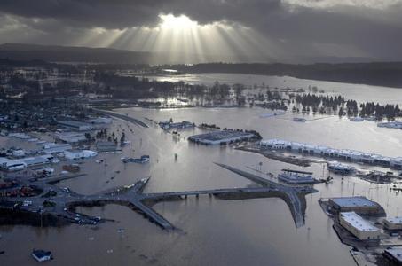 Monday, December 3, 2007 Record rainfall resulted from three Pacific Coast storms that slammed across much of Western Washington.