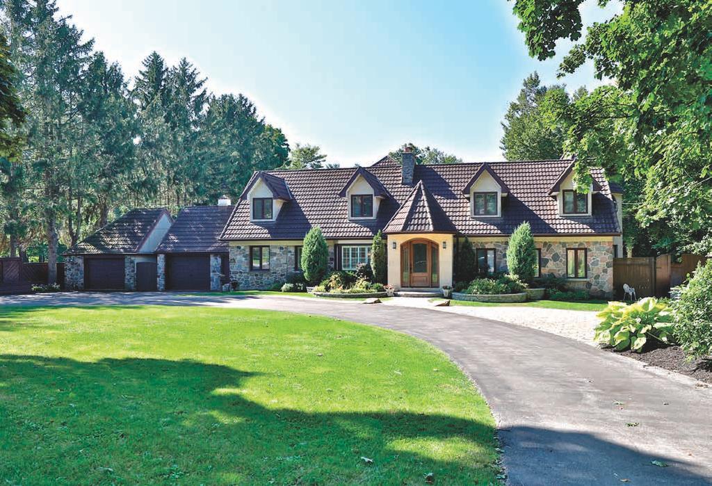 25 BELLEHAVEN CRESCENT Situated on over two acres of gorgeous landscape, with complete privacy in the summer and breathtaking winter views of Lake Ontario, 25 Bellehaven Crescent is a wonderful