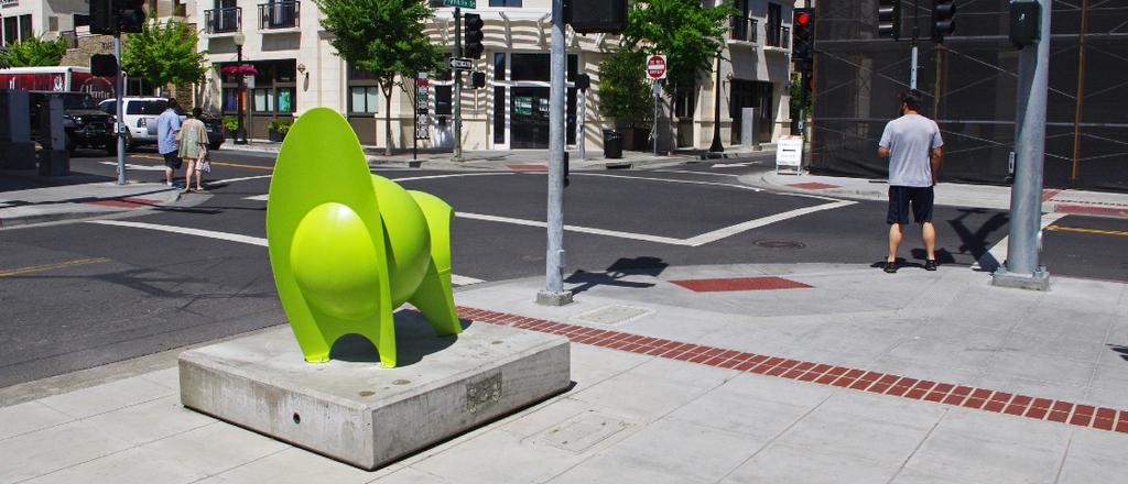 U R B A N S C U L P T U R E Napa art walk Squirrel is a whimsical, biomorphic sculpture installed at First and Franklin streets in downtown