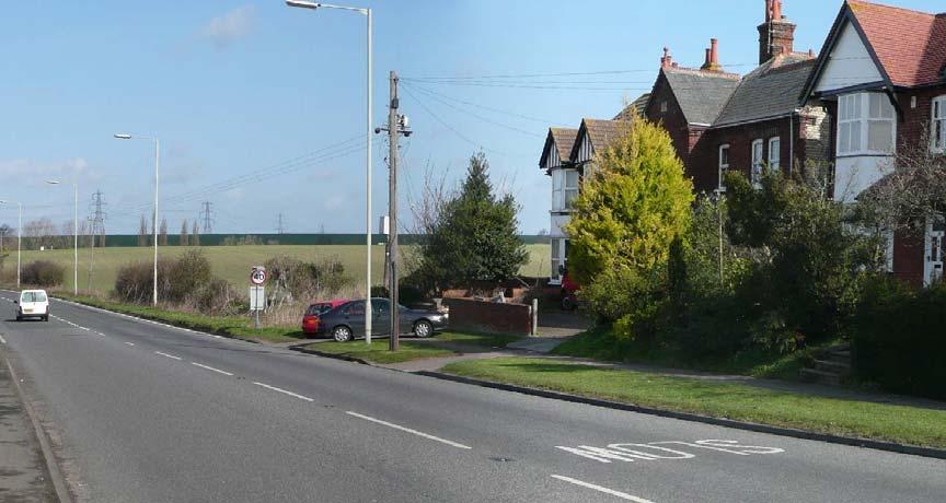 2. THE BASELINE SITUATION 2.1 Landscape Context Site Location and Boundaries 2.1.1 The site is located on the northern edge of Baldock, to the east of the A507 North Road and the north of the existing houses along Salisbury Road (see photograph 1).