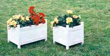 LIMITED LIFETIME RRNTY Raised garden beds reduce soil compaction,