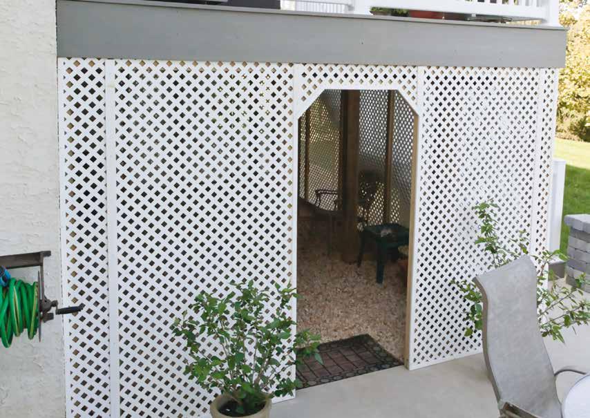 Superior's lattice products are perfect for use on outdoor projects that require a semi-private screen or dividing panel.