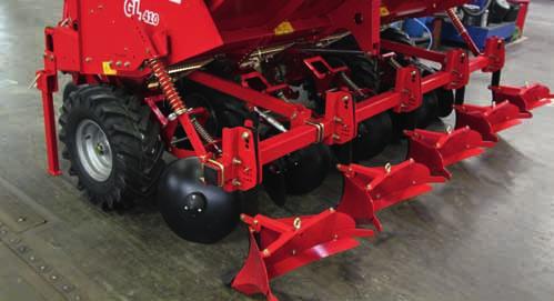 RIDGE CONSTRUCTION GL 0: the ultimate finish The pulled furrow opener () encloses the planting
