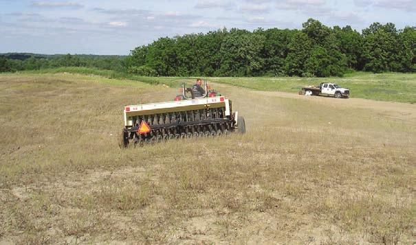 Planting Guidelines continued No-till drill seed box Prairie installation 20 Hand crank seeders can be used to scatter seed although some of the native grass and forb seeds are quite fluffy and will