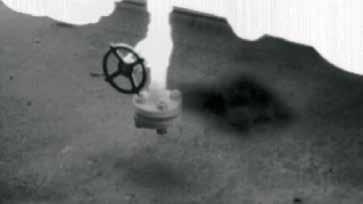 Gas leaks that are invisible to the naked eye look like smoke on infrared optical gas imaging cameras, making them easy to see even from a distance.