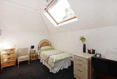 Rock Mount, 39 Rupert Road, Nether Edge, Sheffield, S7 1RN Bedroom Four Recently renovated with insulated walls and ceiling.