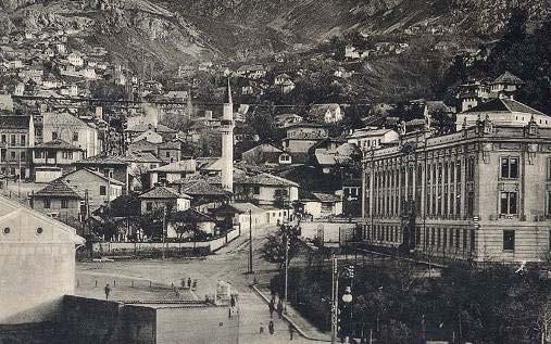 3. THE CASE STUDY: MAHALAS IN SARAJEVO 3.1.Historical background and characteristics In the times of the Ottoman occupation of Bosnia, the city of Sarajevo started to gradually develop itself.