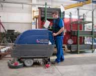 H810: up to 4150 m 2 /h Dulevo scrubber H810 is equipped with two disc brushes of 435 mm each that assure a total scrubbing width of 830 mm and extra polishing of shining surfaces.