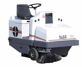 The man-on-board Dulevo 1100 sweeper is ideal for any industrial application, and may be implemented with excellent results also in public or movement areas, such as depots, loading/unloading areas,